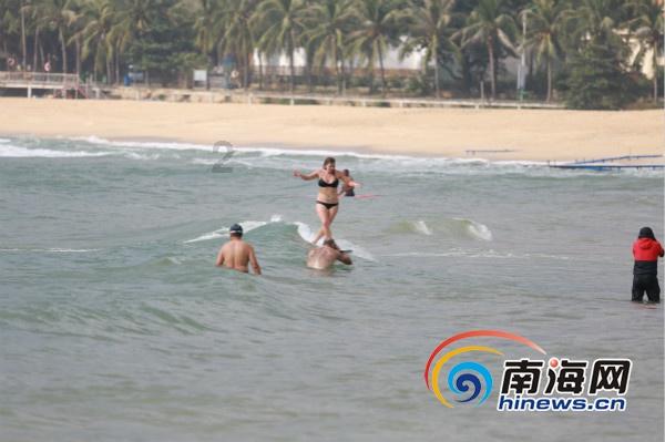TVB知名女星宣布结婚，主动向飞机师男友求婚