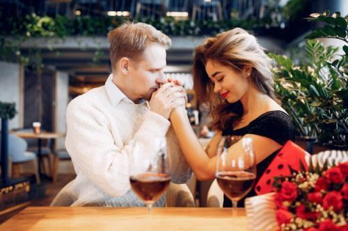 如果男人婚外情的女人在一起一年多了，会有感情吗？游戏画面